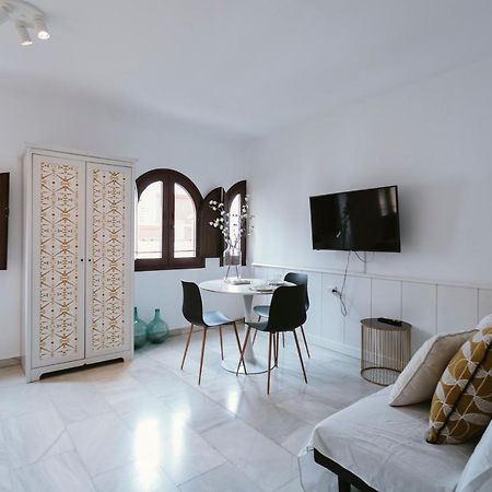 Complete Studio With Terrace - 1Bth- La Giralda Lejlighed Sevilla Eksteriør billede
